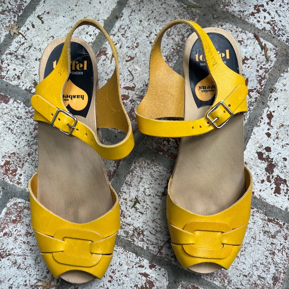 Swedish Hasbeen’s yellow wooden clog